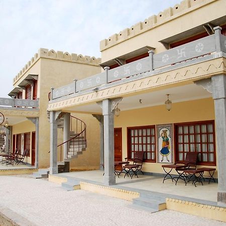 Hotel Desert N Dunes Мандава Экстерьер фото
