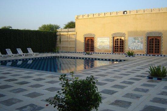 Hotel Desert N Dunes Мандава Экстерьер фото