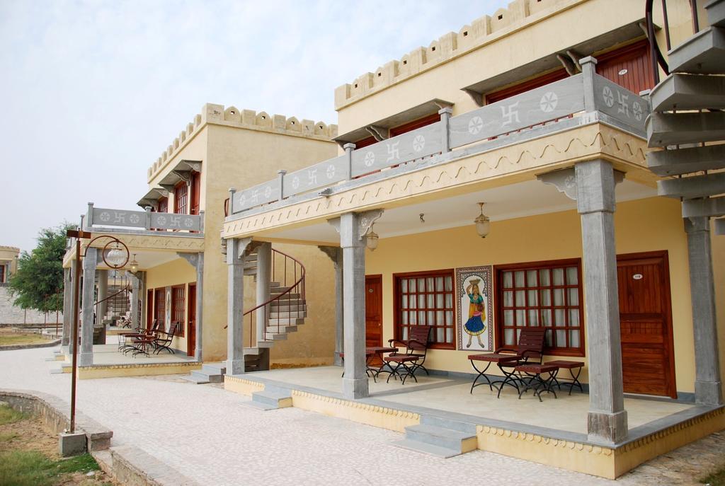 Hotel Desert N Dunes Мандава Экстерьер фото